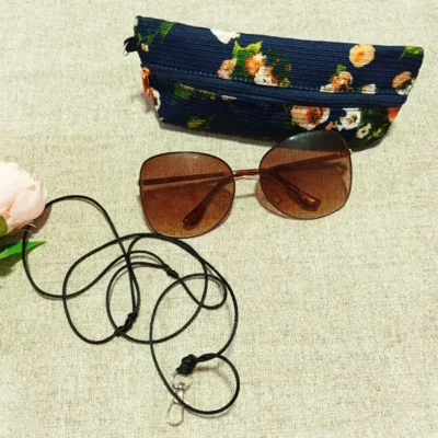 funda gafas tela flores