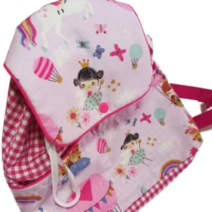 mochila con tapa de tela para niñas