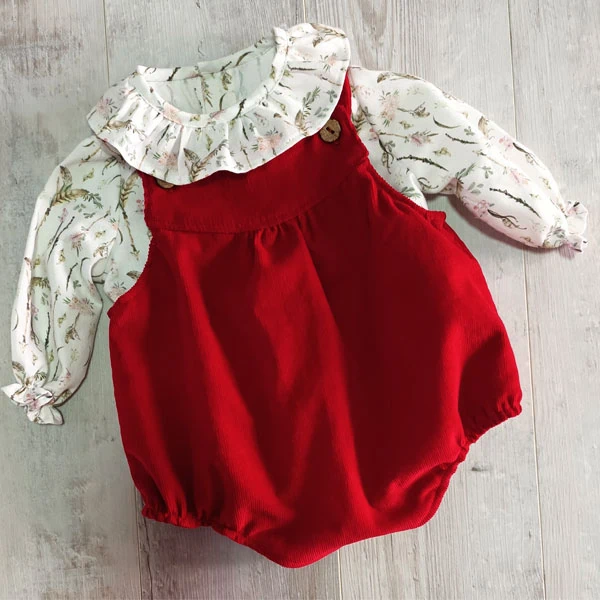 ranita bebe pana y blusa